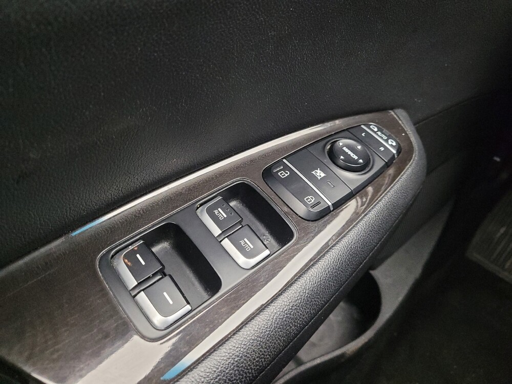 2018 Kia Optima in Taylor, MI 48180 - 18100205 27