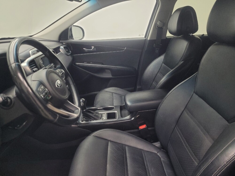 2016 Kia Sorento in Highland, IN 46322 - 18100210 17