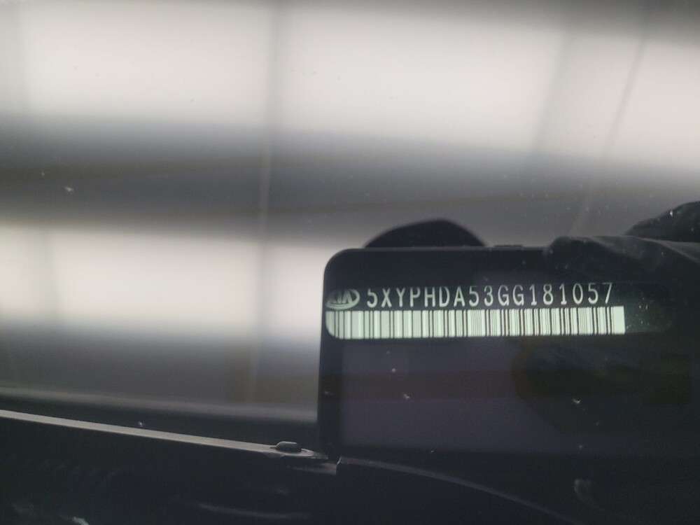 2016 Kia Sorento in Highland, IN 46322 - 18100210 33