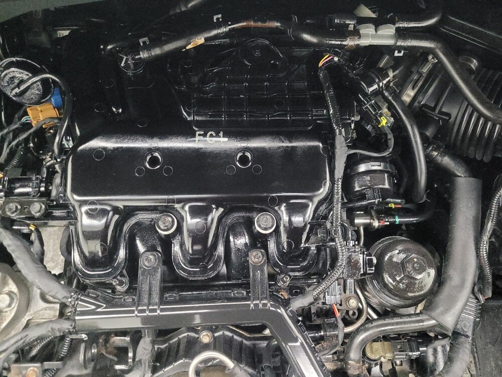 2016 Kia Sorento in Highland, IN 46322 - 18100210 30