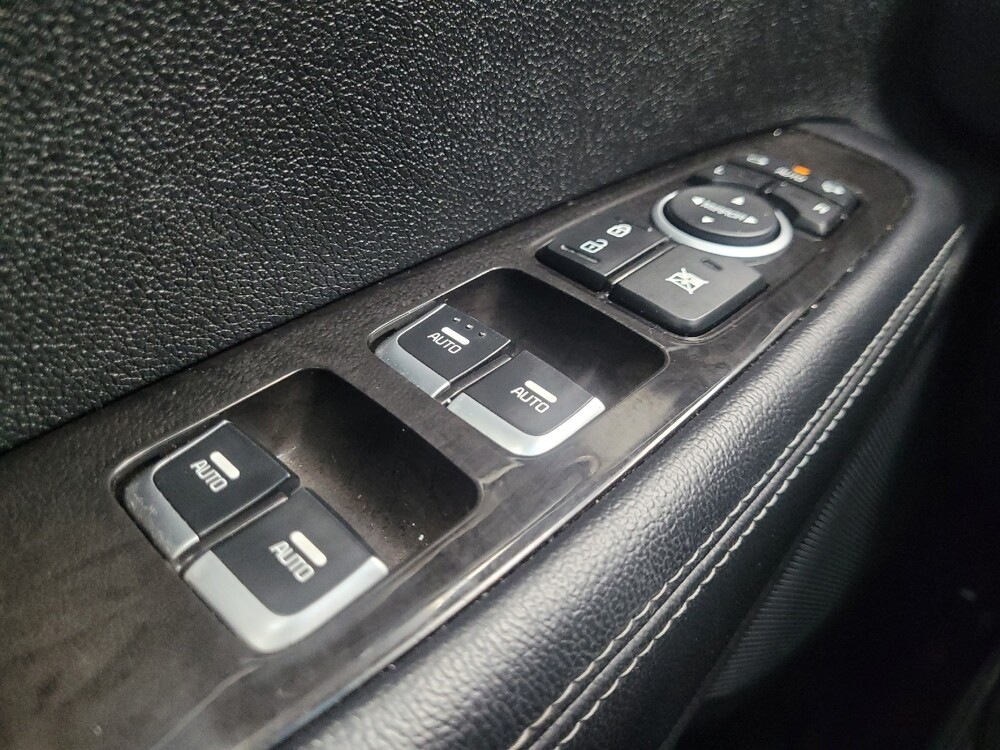 2016 Kia Sorento in Highland, IN 46322 - 18100210 27