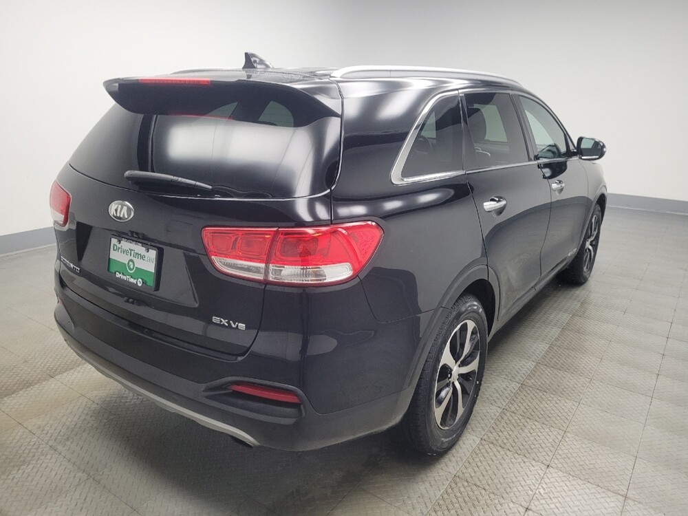 2016 Kia Sorento in Highland, IN 46322 - 18100210 9