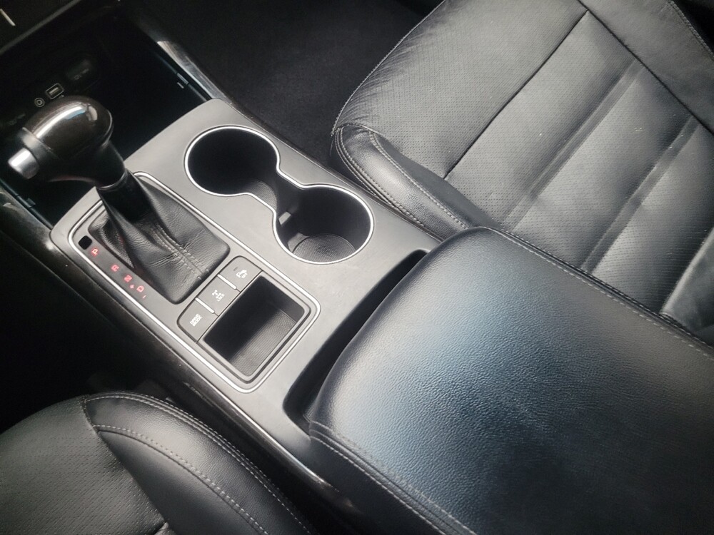 2016 Kia Sorento in Highland, IN 46322 - 18100210 26