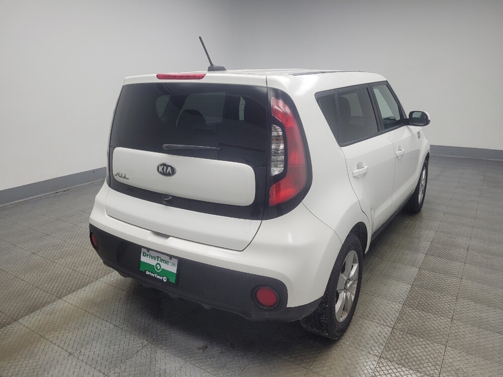 2018 Kia Soul in Indianapolis, IN 46219 - 18100211 9