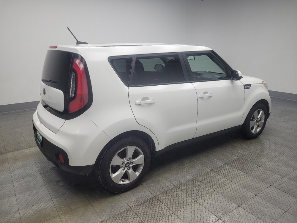 2018 Kia Soul in Indianapolis, IN 46219 - 18100211 10