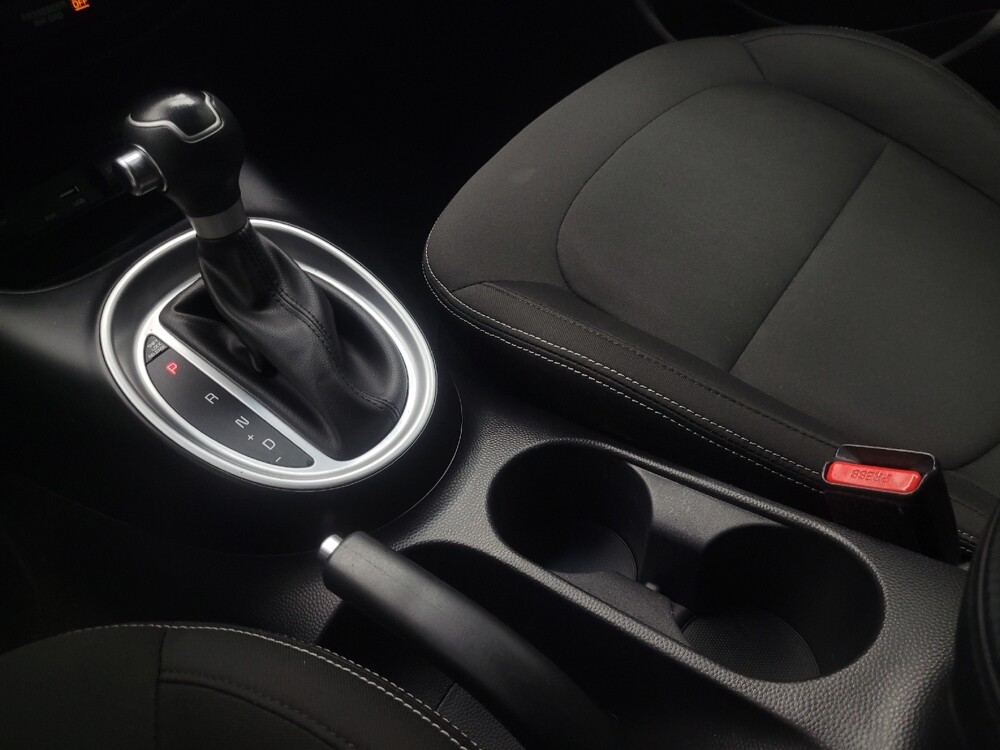 2018 Kia Soul in Indianapolis, IN 46219 - 18100211 26