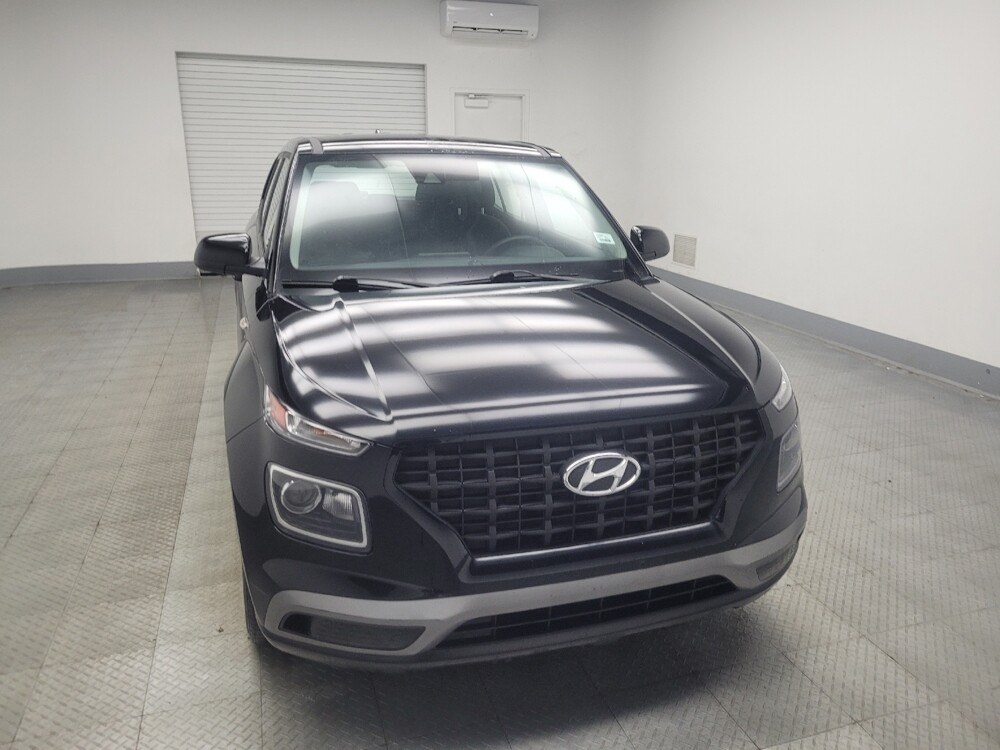 2021 Hyundai Venue in Highland, IN 46322 - 18100212 14