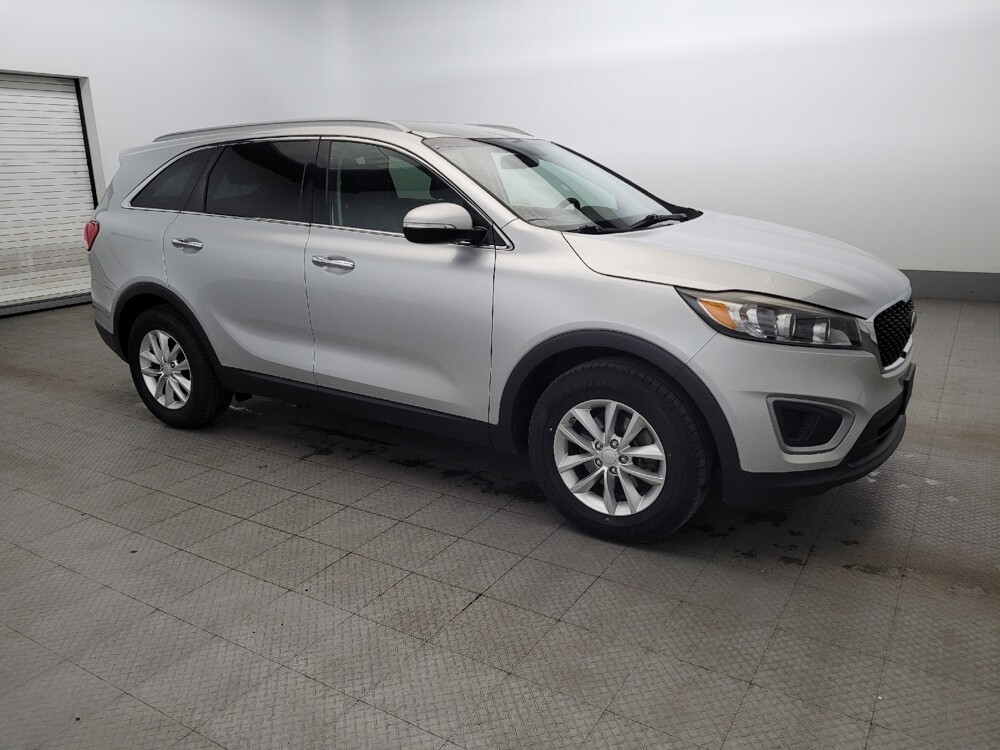 2016 Kia Sorento in Woodbridge, VA 22191 - 18100213 11
