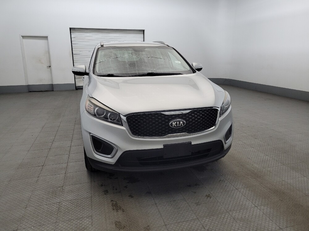2016 Kia Sorento in Woodbridge, VA 22191 - 18100213 14