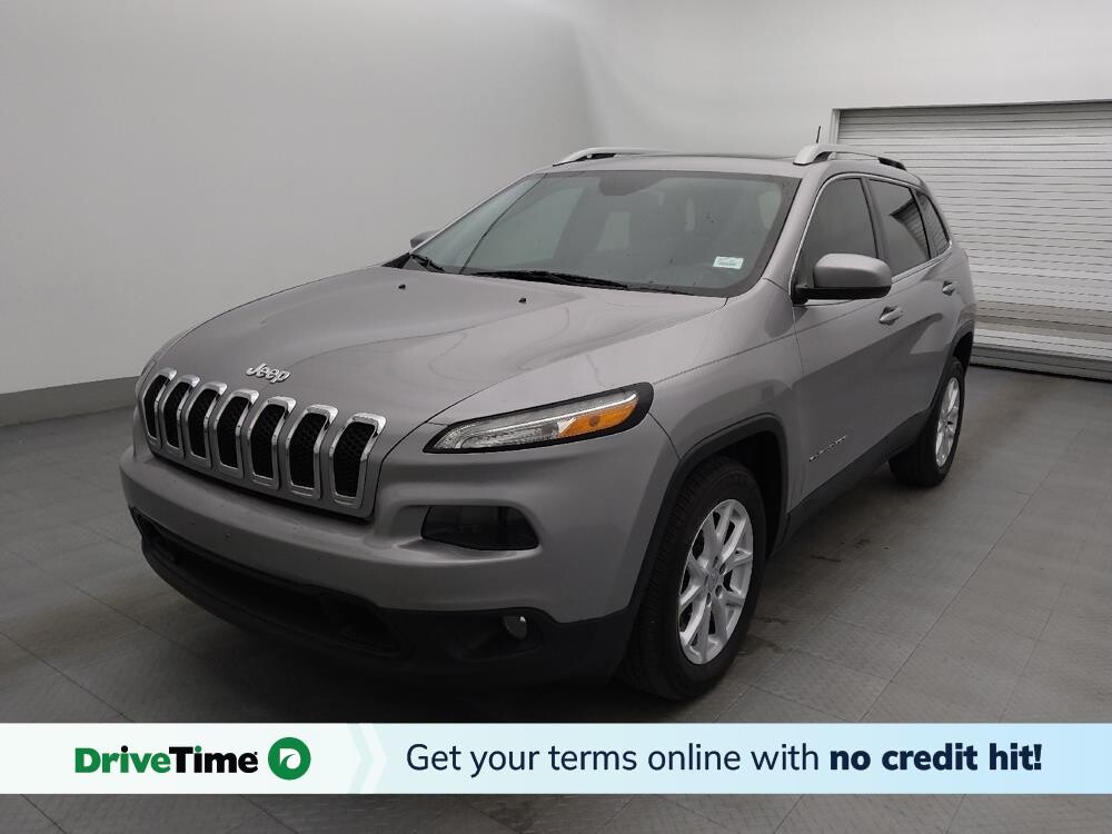 2018 Jeep Cherokee in Tampa, FL 33619 - 18100216