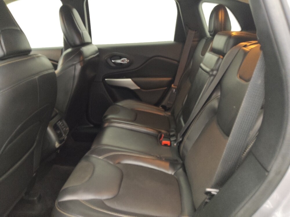 2018 Jeep Cherokee in Tampa, FL 33619 - 18100216 18