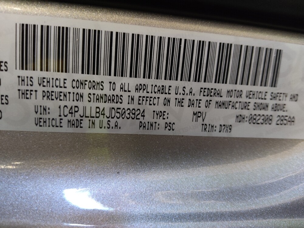 2018 Jeep Cherokee in Tampa, FL 33619 - 18100216 33