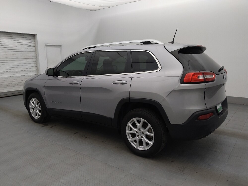 2018 Jeep Cherokee in Tampa, FL 33619 - 18100216 3