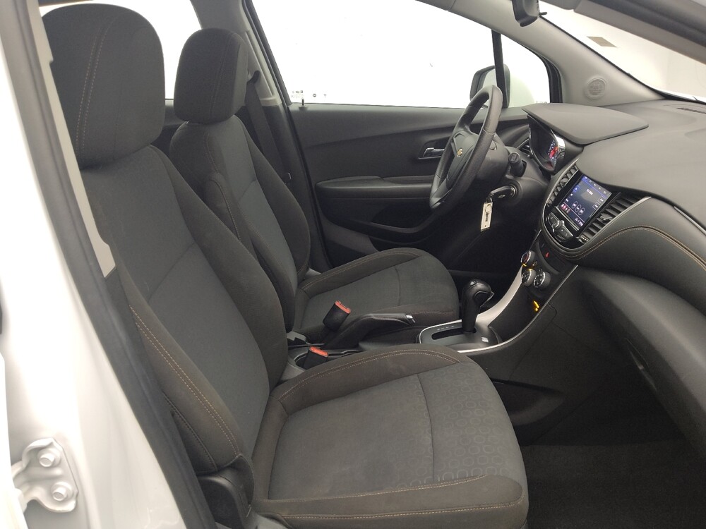 2020 Chevrolet Trax in Houston, TX 77034 - 18100217 21