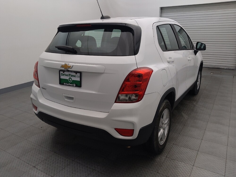 2020 Chevrolet Trax in Houston, TX 77034 - 18100217 7