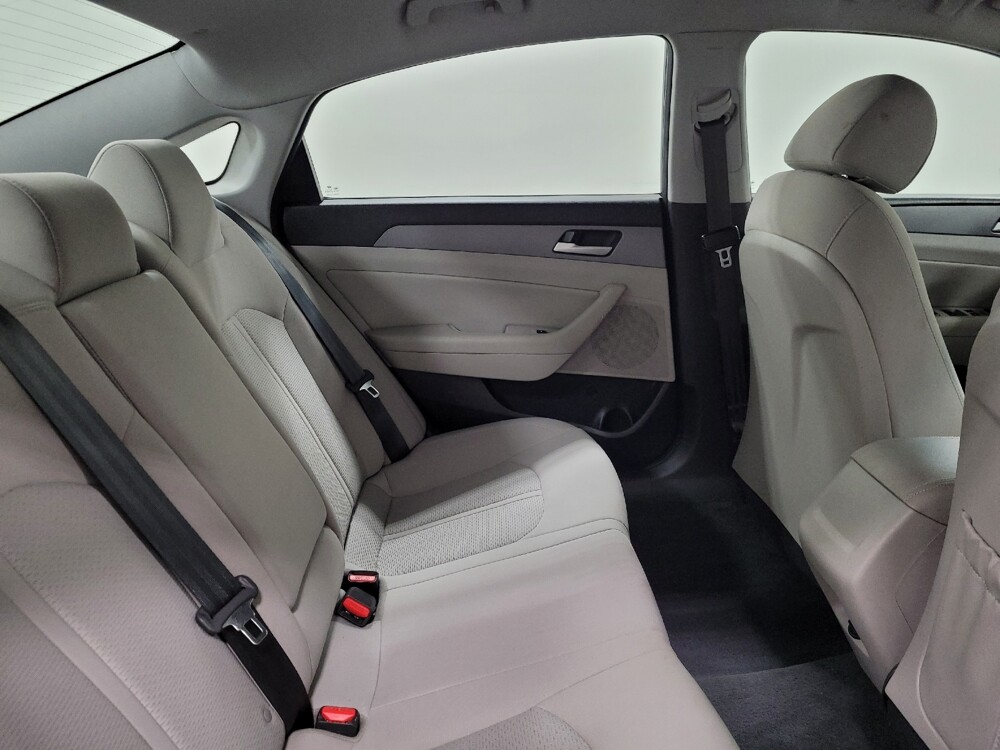 2018 Hyundai Sonata in Langhorne, PA 19047 - 18100220 19