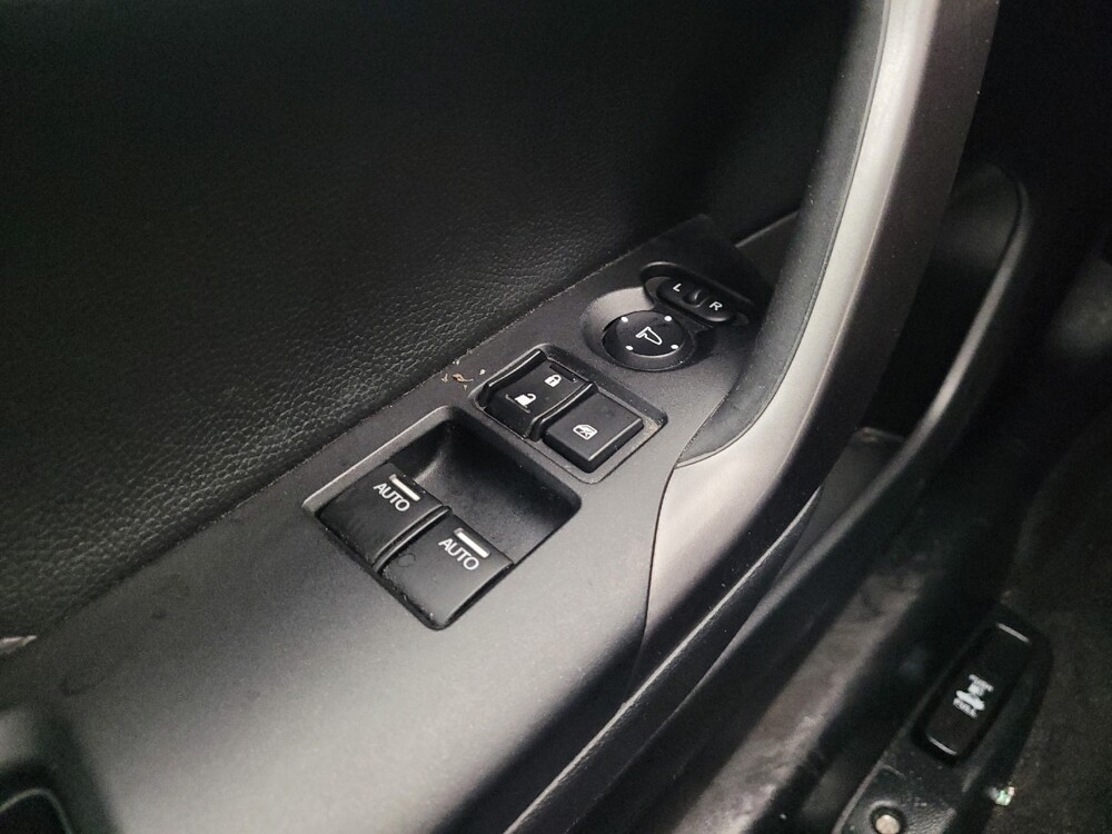 2016 Honda Accord in Grand Rapids, MI 49508 - 18100221 27