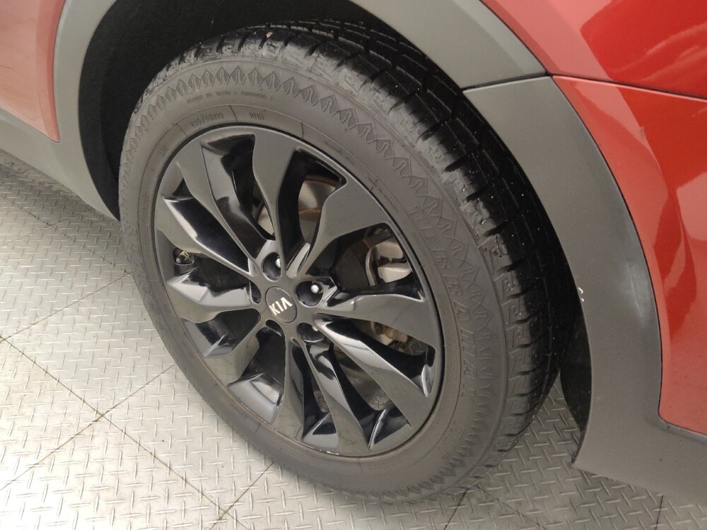 2020 Kia Sorento in Metairie, LA 70006 - 18100225 31