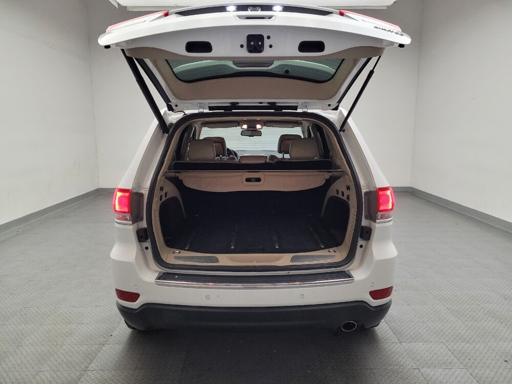 2016 Jeep Grand Cherokee in Riverside, CA 92504 - 18100226 29