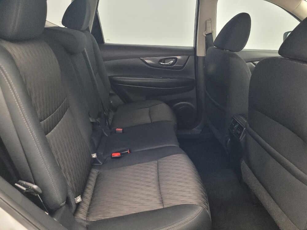 2017 Nissan Rogue in Gainesville, FL 32609 - 18100232 19