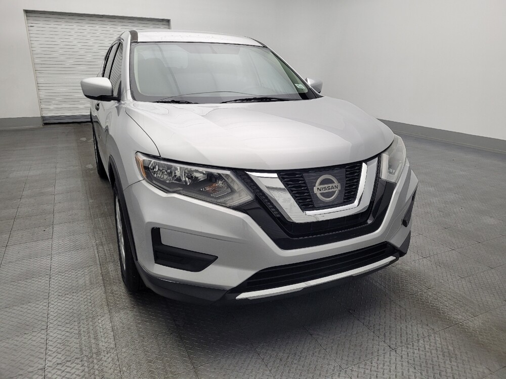 2017 Nissan Rogue in Gainesville, FL 32609 - 18100232 13