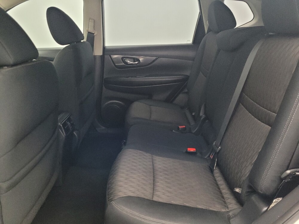 2017 Nissan Rogue in Gainesville, FL 32609 - 18100232 18