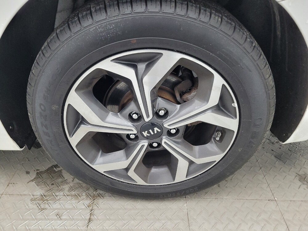 2019 Kia Forte in Wilmington, NC 28405 - 18100237 31