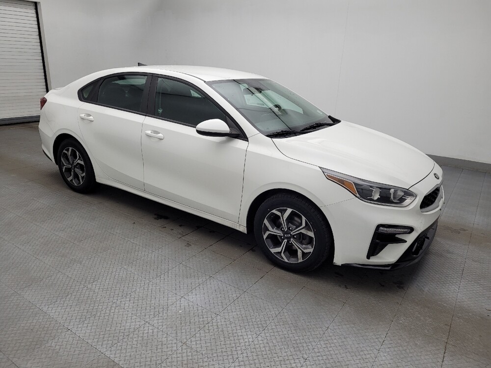 2019 Kia Forte in Wilmington, NC 28405 - 18100237 11