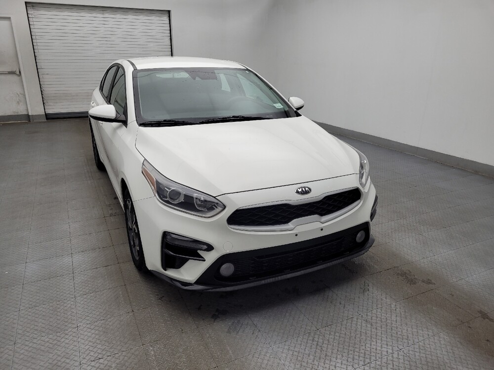 2019 Kia Forte in Wilmington, NC 28405 - 18100237 14