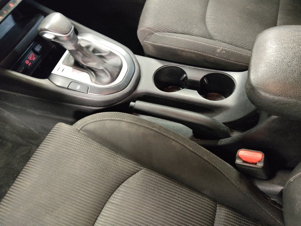 2019 Kia Forte in Wilmington, NC 28405 - 18100237 26