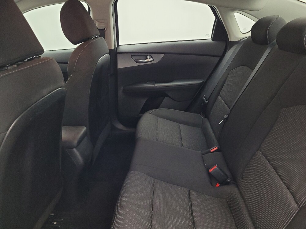 2019 Kia Forte in Wilmington, NC 28405 - 18100237 18