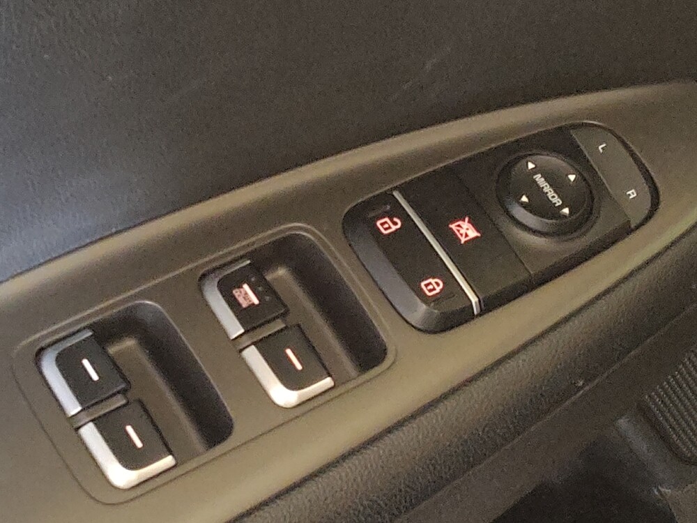 2020 Kia Optima in Tampa, FL 33619 - 18100238 27