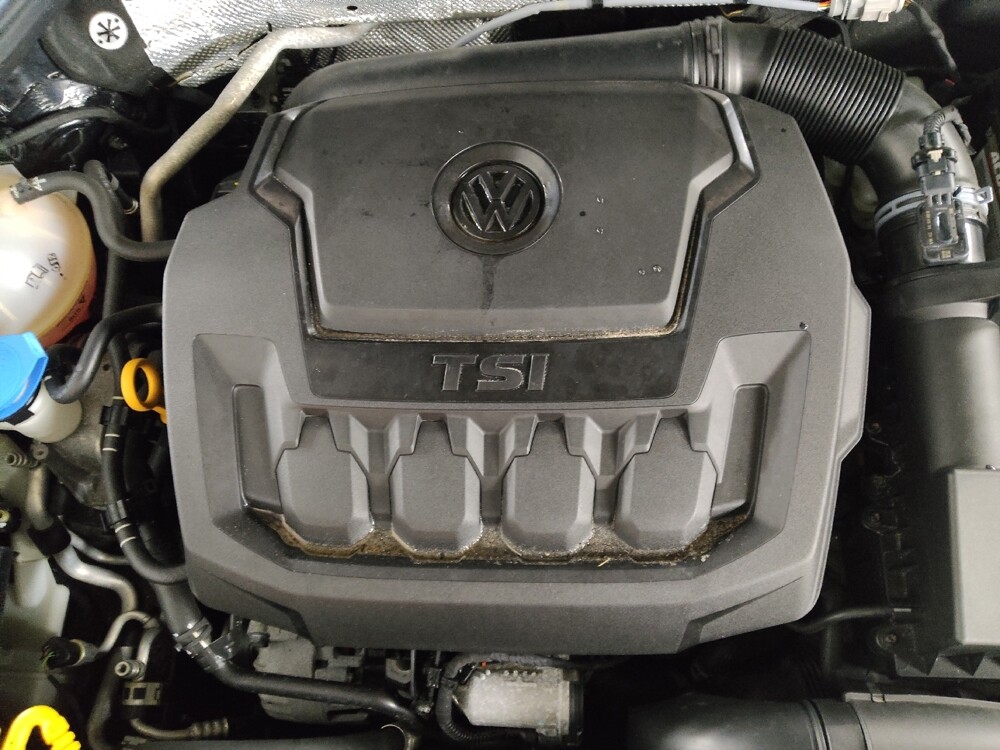 2019 Volkswagen Beetle in Knoxville, TN 37923 - 18100242 30