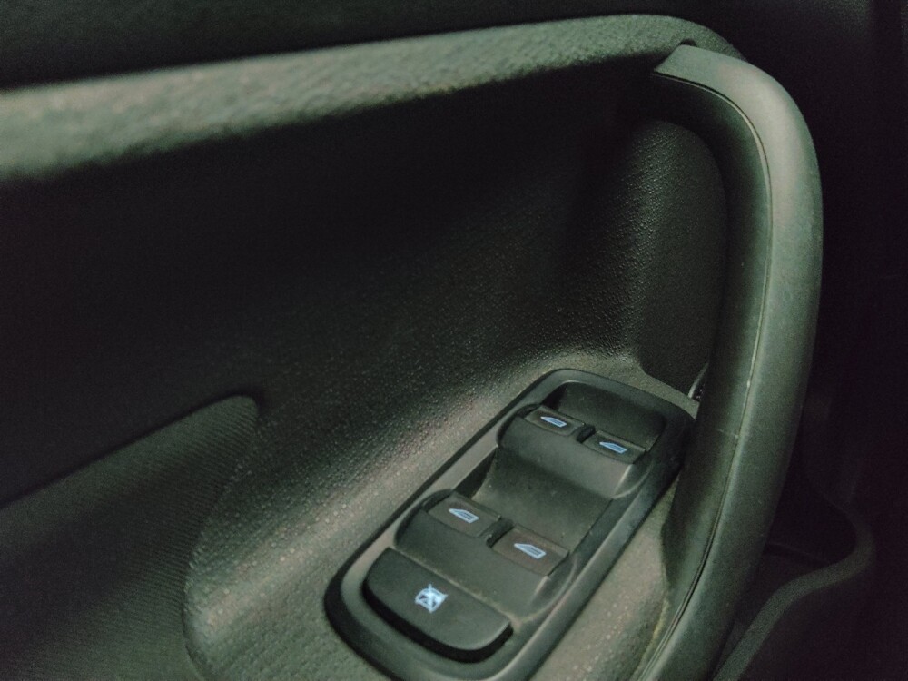 2015 Ford Fiesta in Lombard, IL 60148 - 18100244 27