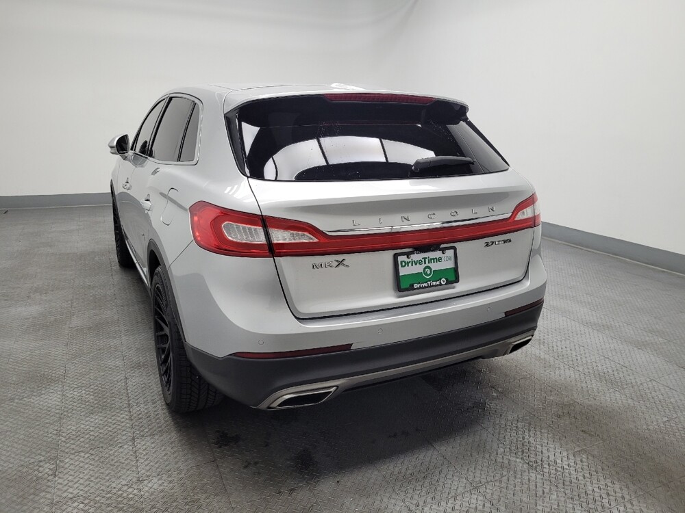 2016 Lincoln MKX in Las Vegas, NV 89102 - 18100248 5