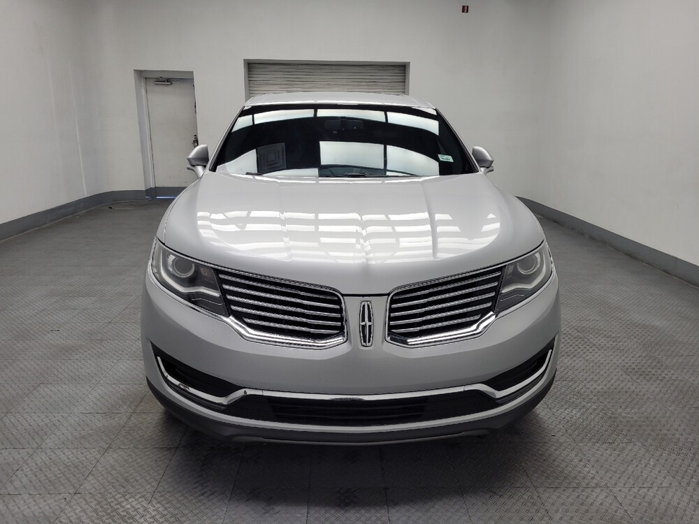 2016 Lincoln MKX in Las Vegas, NV 89102 - 18100248 14