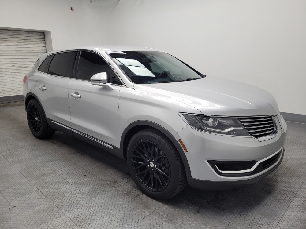 2016 Lincoln MKX in Las Vegas, NV 89102 - 18100248 11