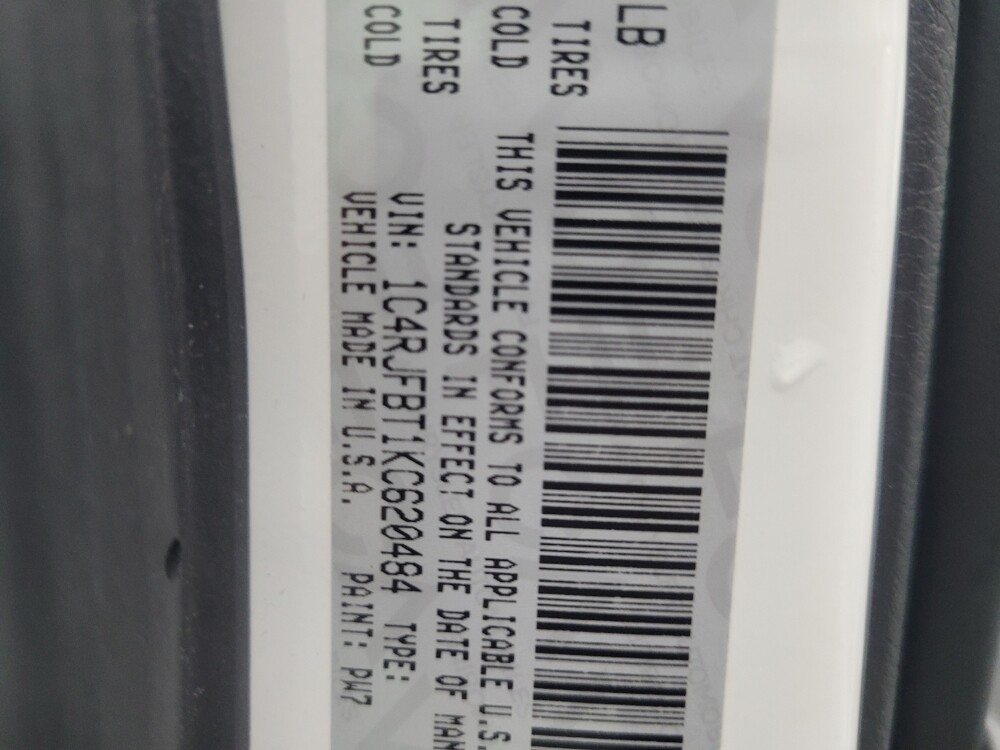 2019 Jeep Grand Cherokee in Highland, IN 46322 - 18100252 33