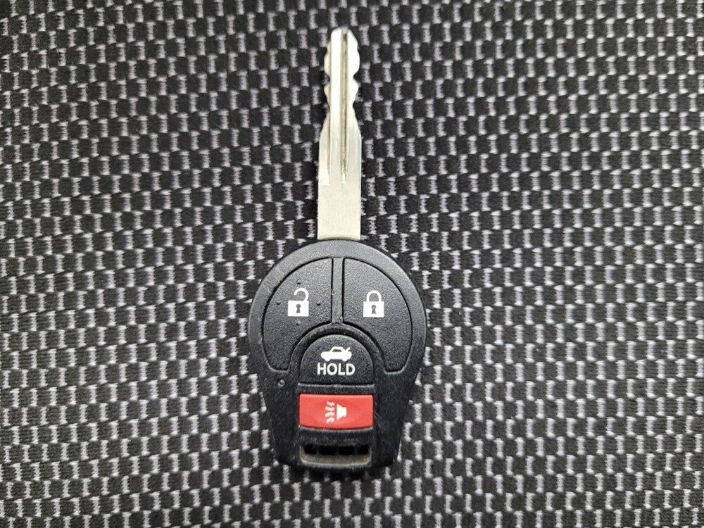 2019 Nissan Versa in Las Vegas, NV 89102 - 18100255 32