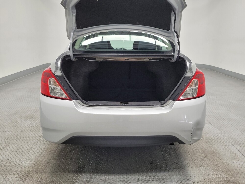 2019 Nissan Versa in Las Vegas, NV 89102 - 18100255 29