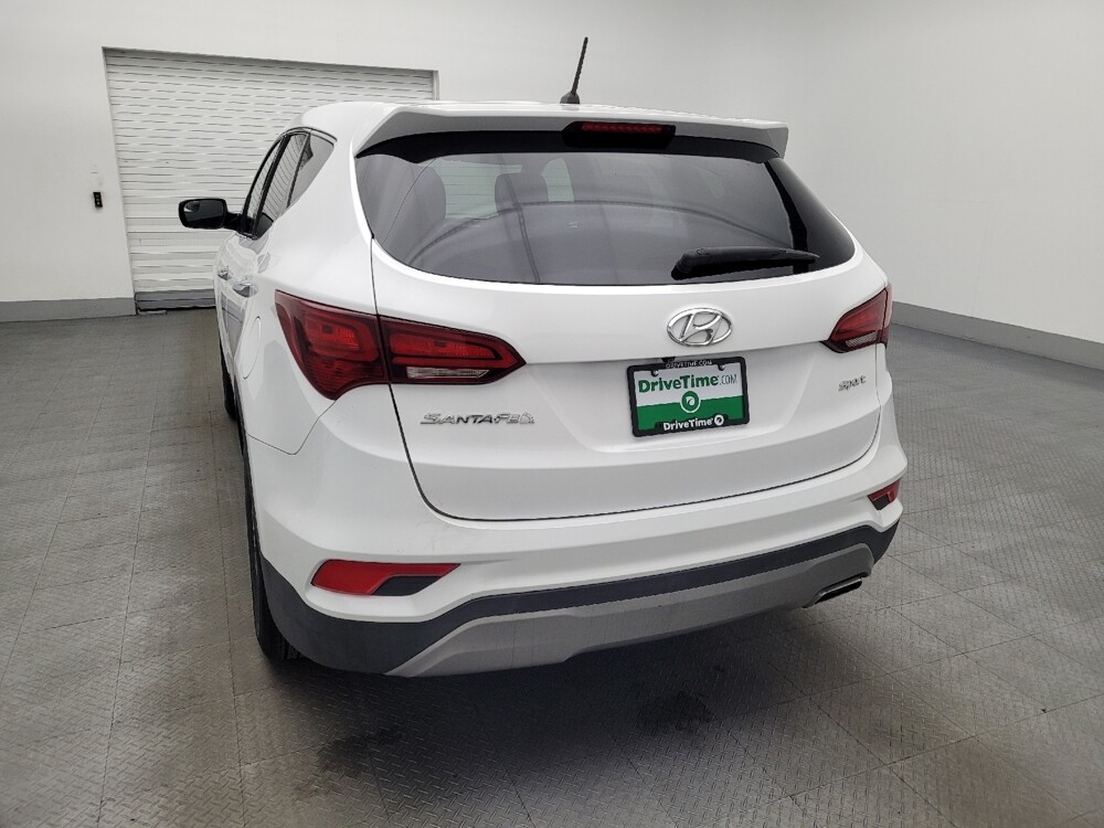 2018 Hyundai Santa Fe in Kissimmee, FL 34744 - 18100260 6
