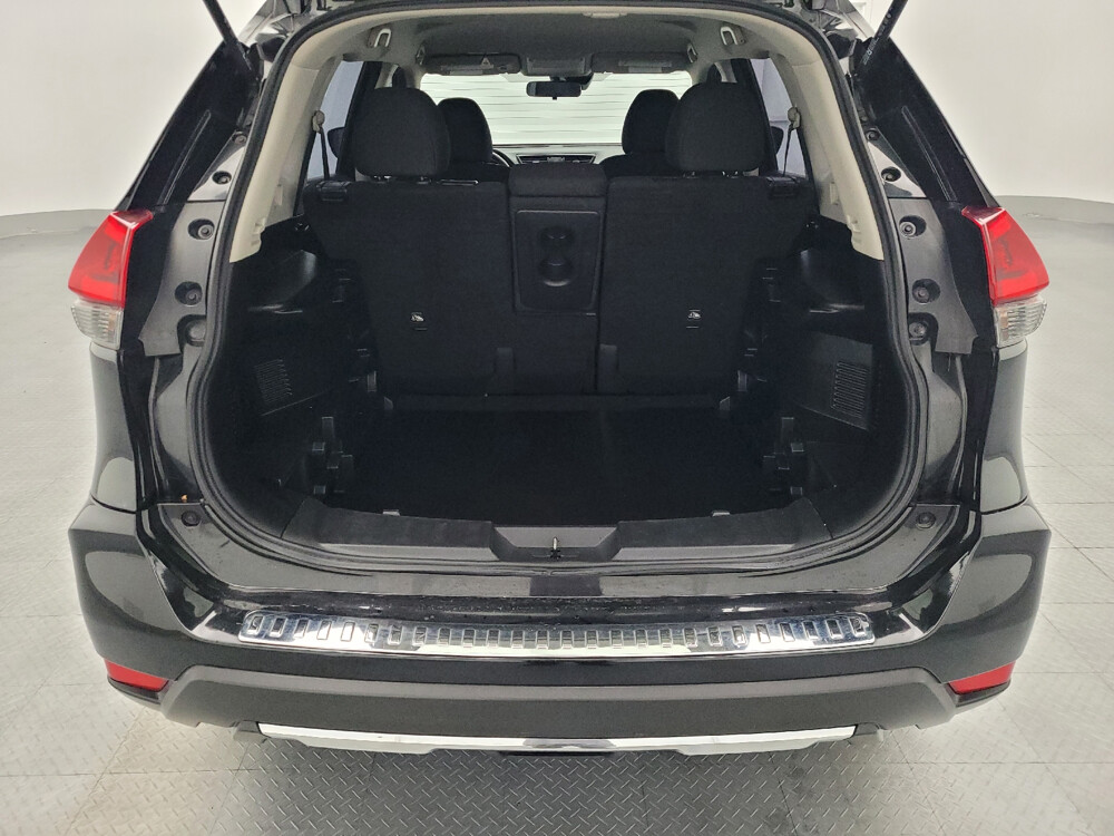 2019 Nissan Rogue in West Palm Beach, FL 33409 - 18100261 29