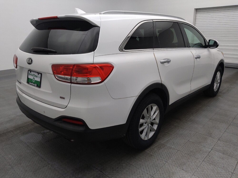 2016 Kia Sorento in Gainesville, FL 32609 - 18100264 9