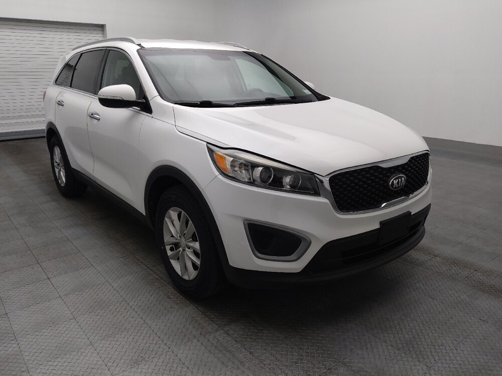 2016 Kia Sorento in Gainesville, FL 32609 - 18100264 13