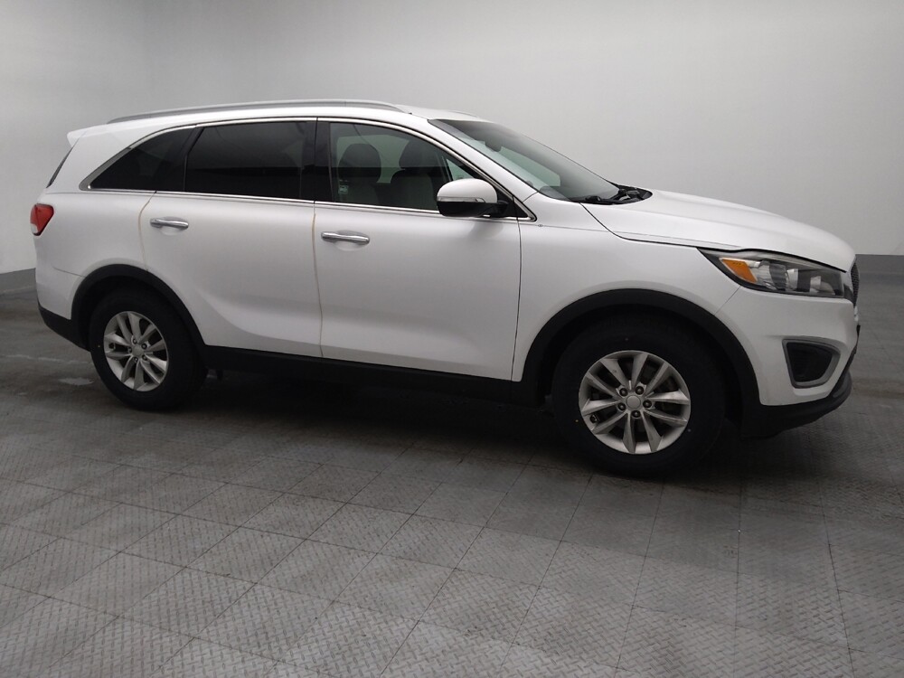 2016 Kia Sorento in Gainesville, FL 32609 - 18100264 11