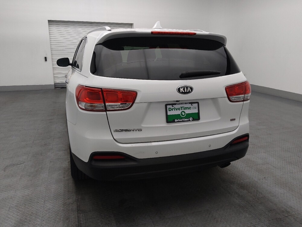 2016 Kia Sorento in Gainesville, FL 32609 - 18100264 6