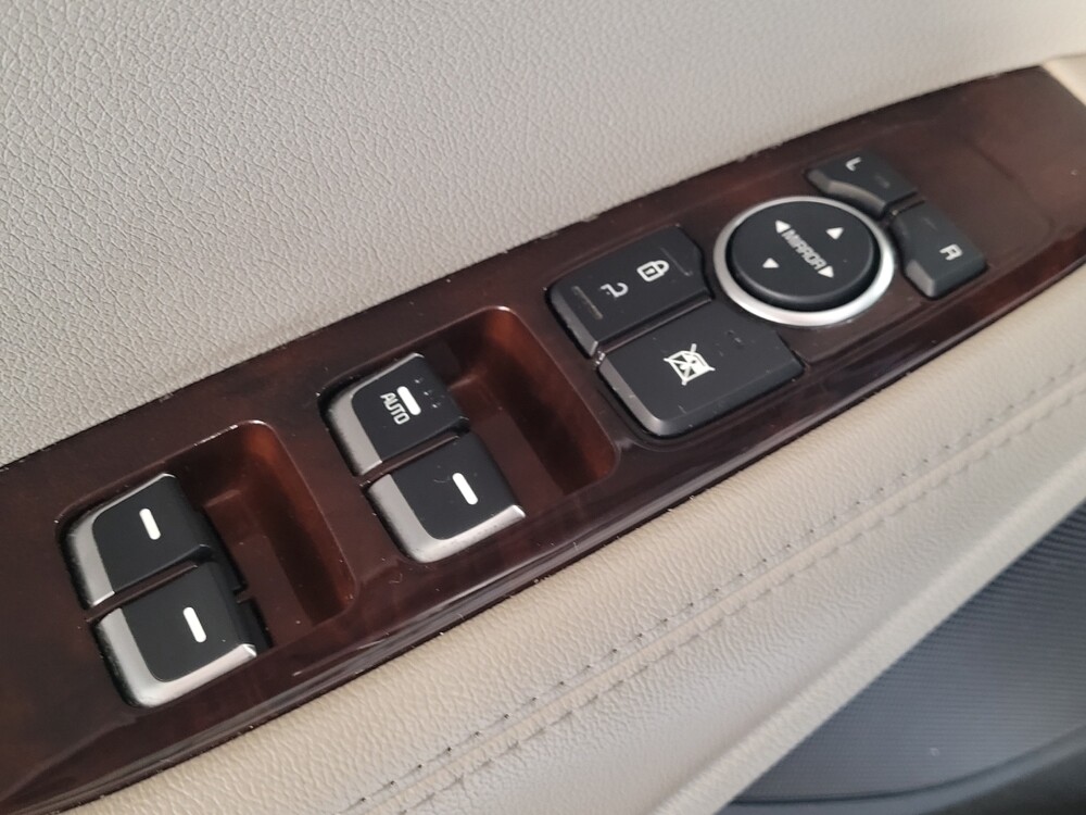 2016 Kia Sorento in Gainesville, FL 32609 - 18100264 27