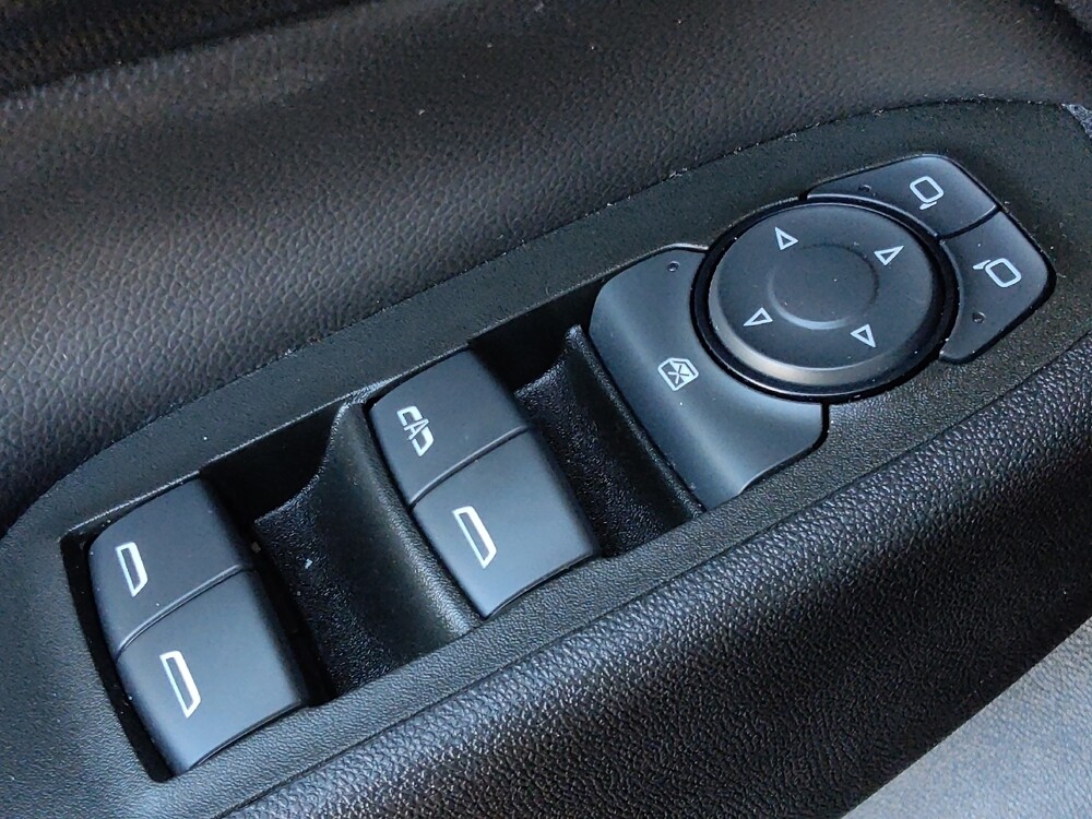 2022 Chevrolet Equinox in Metairie, LA 70006 - 18100271 27