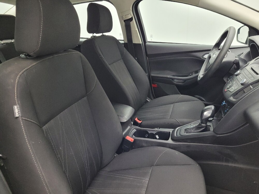 2017 Ford Focus in Fayetteville, NC 28304 - 18100274 21