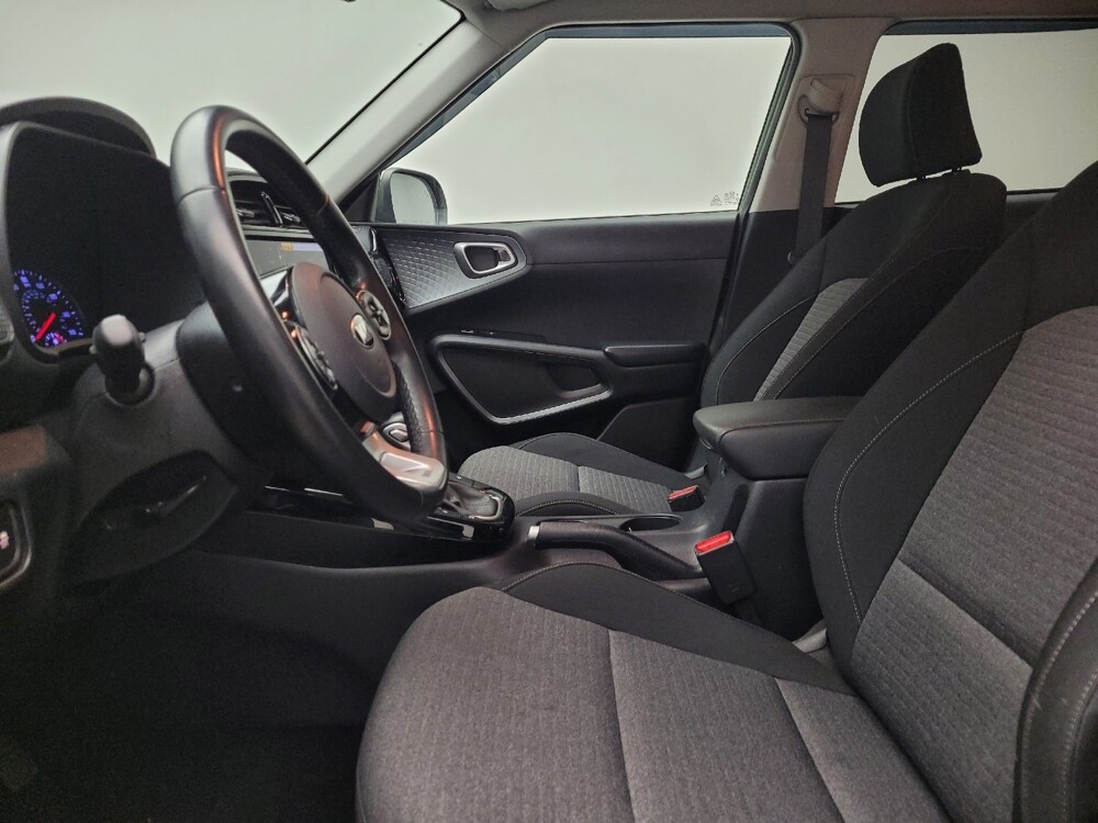 2020 Kia Soul in Grand Rapids, MI 49508 - 18100276 17
